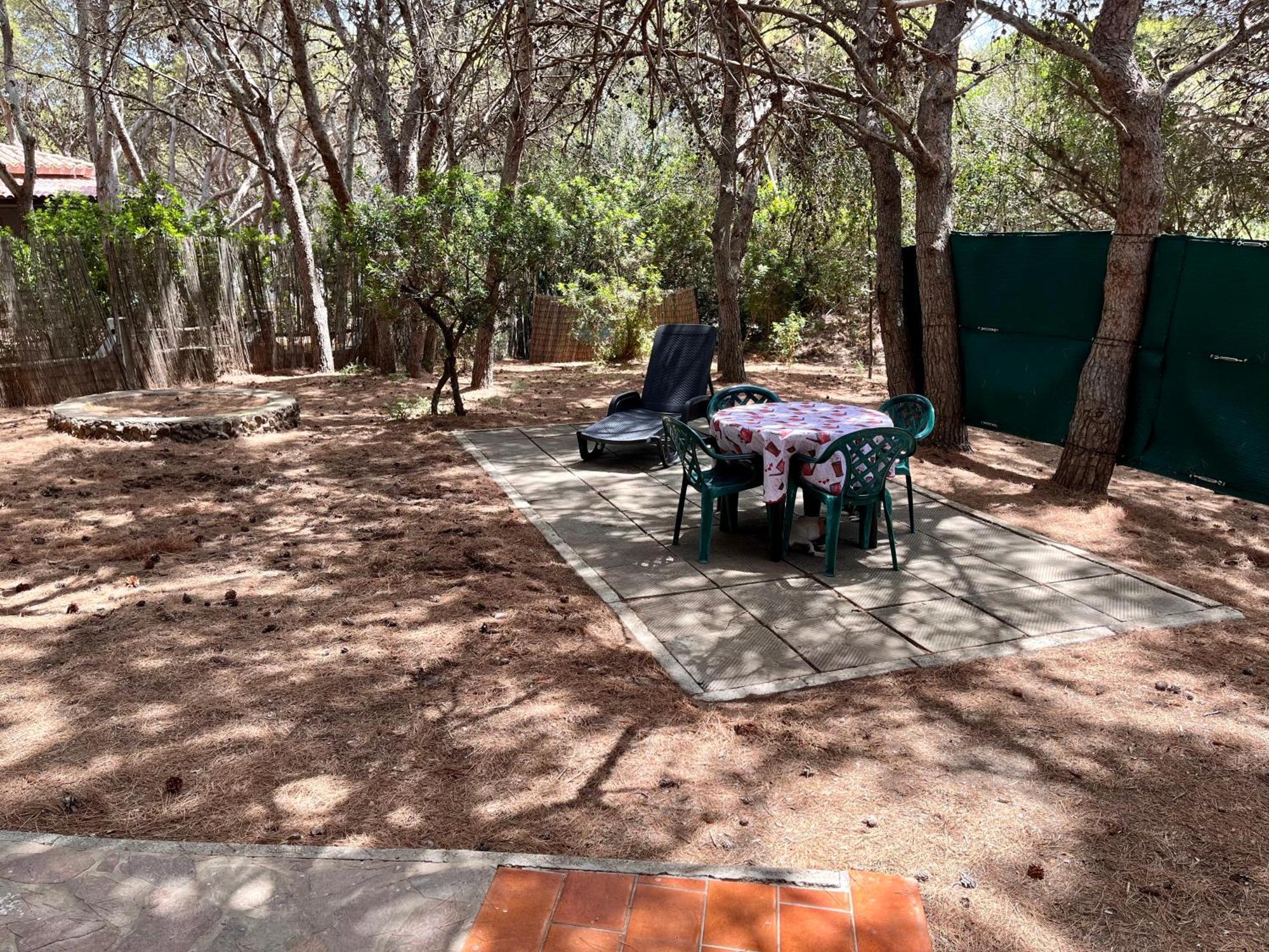 Rustico Porto Pino 30 Mt Dalla Spiaggia Exterior foto