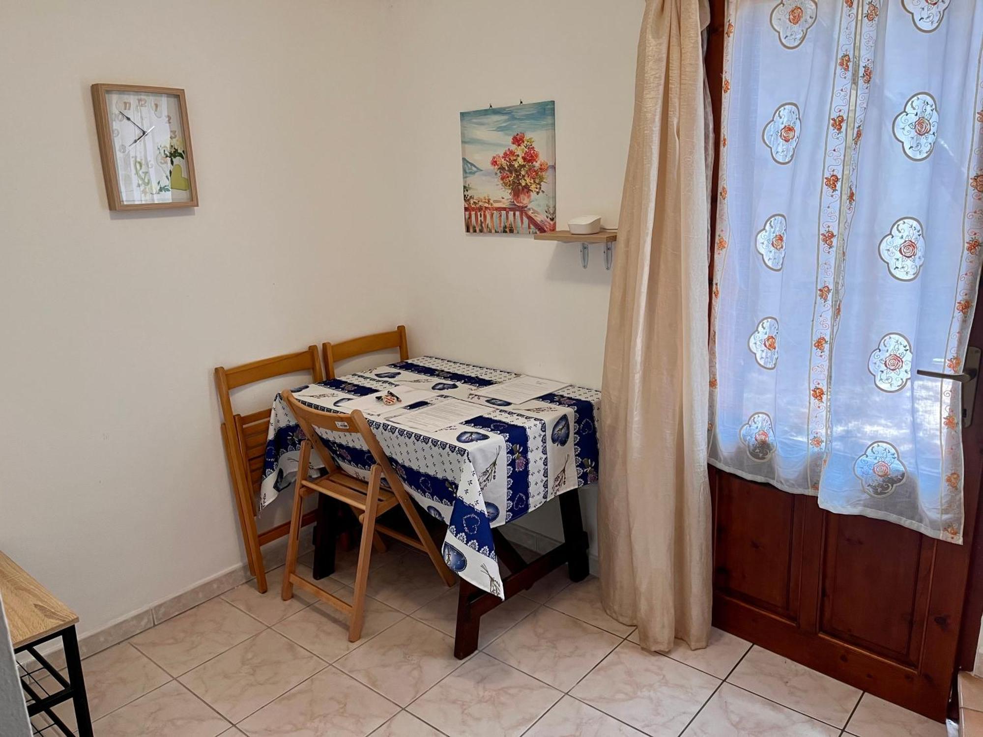 Rustico Porto Pino 30 Mt Dalla Spiaggia Exterior foto